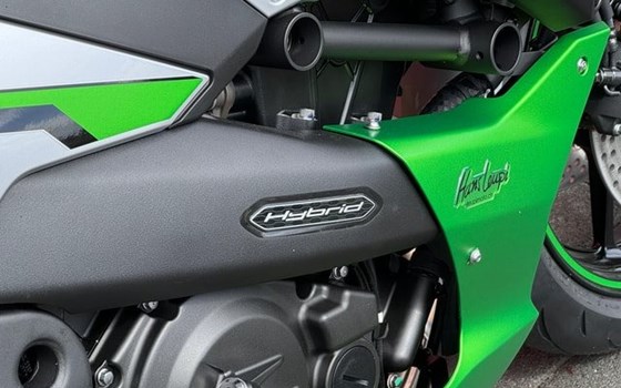Motorrad Occasion Kawasaki Ninja 7 Hybrid - Bild 13