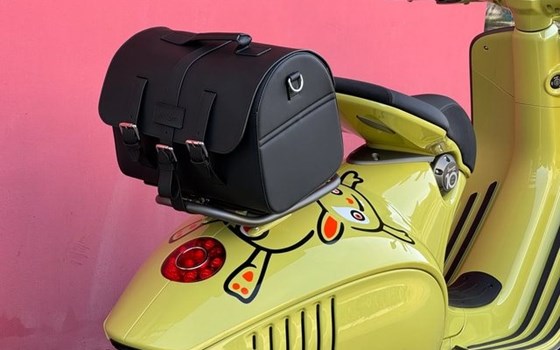 Neufahrzeug Vespa 946 10° Anniversario - Bild 12