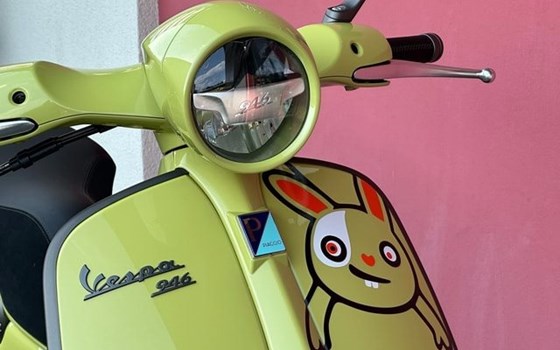 Neufahrzeug Vespa 946 10° Anniversario - Bild 16
