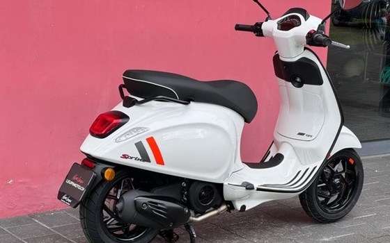 Neufahrzeug Vespa Sprint 125 i.e. 3V - Bild 13