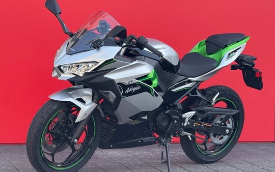 Neufahrzeug Kawasaki Ninja e-1 - Bild 8