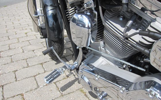 Gebrauchtmotorrad Harley-Davidson FXR Super Glide - Bild 10