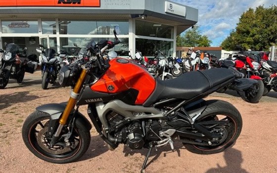 Gebrauchtmotorrad Yamaha MT-09 - Bild 1