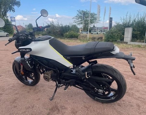 zum Vergrössern bitte anklicken!