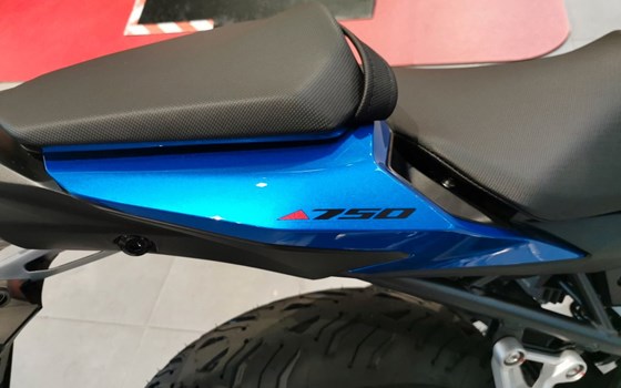 Neufahrzeug Honda CB750 Hornet - Bild 11