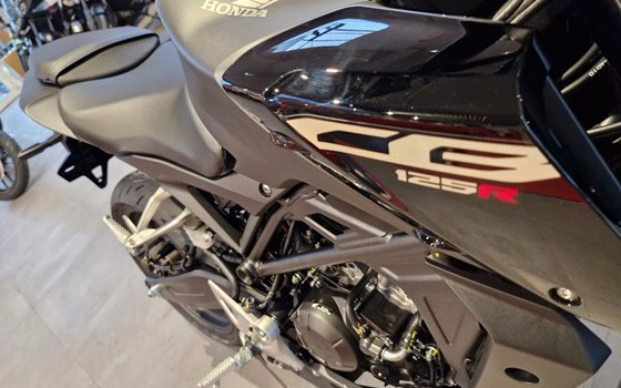 Neufahrzeug Honda CB125R - Bild 2
