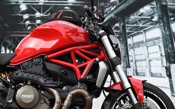 Gebrauchtmotorrad Ducati Monster 1200 - Bild 2