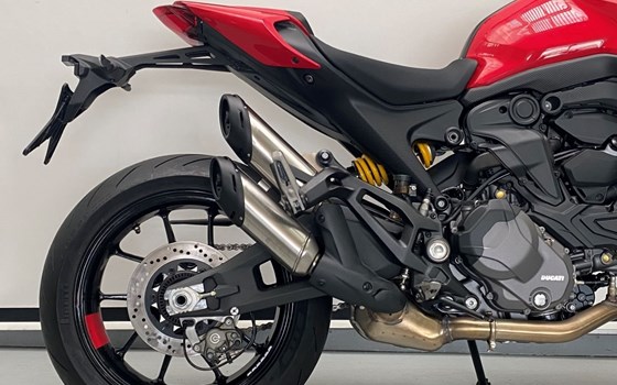 Gebrauchtmotorrad Ducati Monster + - Bild 2