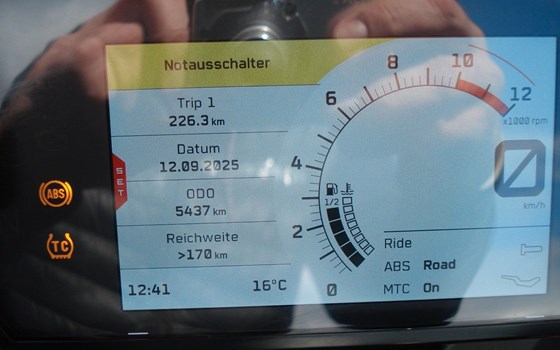 Gebrauchtmotorrad KTM 890 Adventure - Bild 7