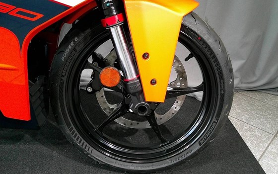 Gebrauchtmotorrad KTM RC 390 - Bild 9