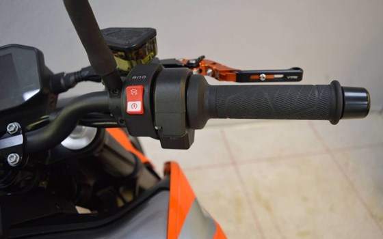 Gebrauchtmotorrad KTM 790 Duke - Bild 13