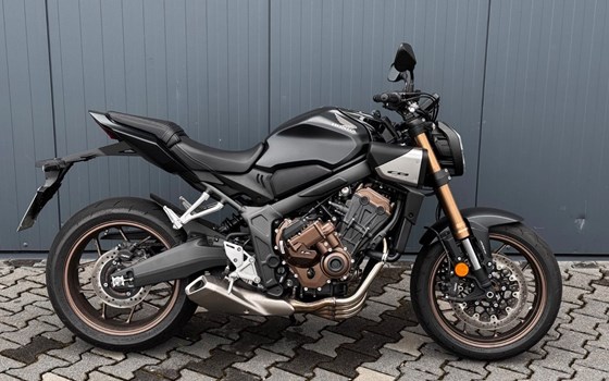 Gebrauchtmotorrad Honda CB650R E-Clutch - Bild 1