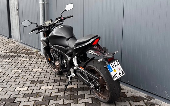 Gebrauchtmotorrad Honda CB650R E-Clutch - Bild 7