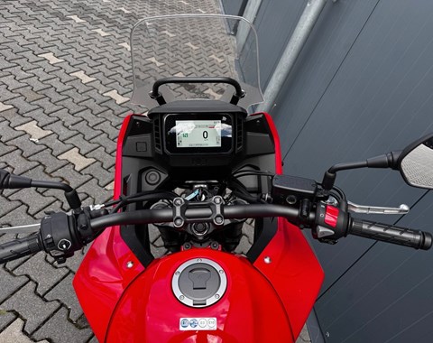 zum Vergrössern bitte anklicken!