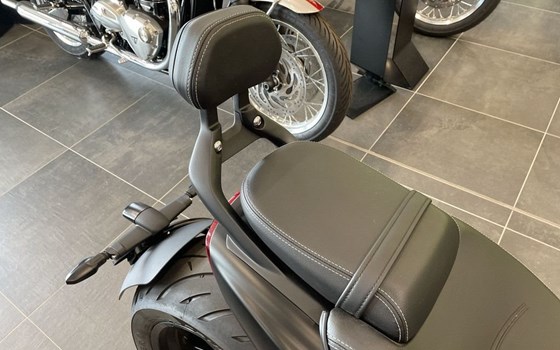 Gebrauchtmotorrad Triumph Rocket 3 Storm GT - Bild 13