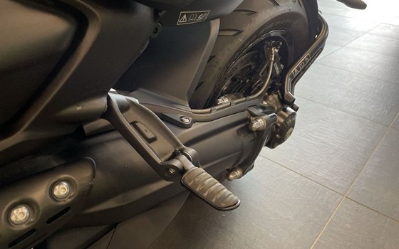 Gebrauchtmotorrad Triumph Rocket 3 Storm GT - Bild 14