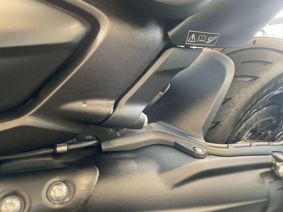 Angebot Triumph Rocket 3 Storm GT Bild 15: Angebot Triumph Rocket 3 Storm GT