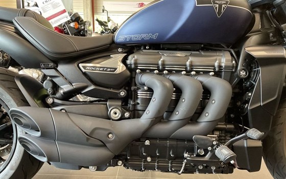 Gebrauchtmotorrad Triumph Rocket 3 Storm GT - Bild 9