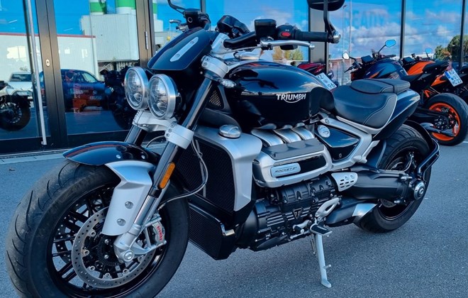 Triumph Rocket 3 R