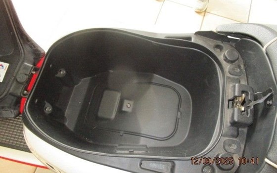 Gebrauchtmotorrad Peugeot Django 125 Sport - Bild 11