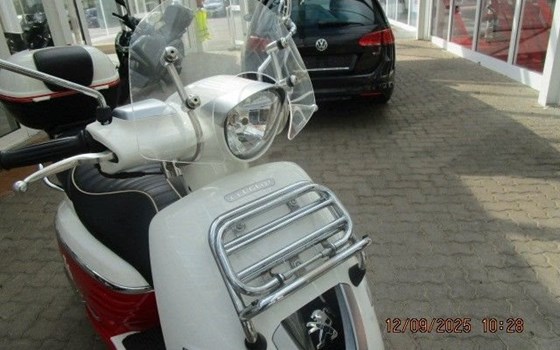 Gebrauchtmotorrad Peugeot Django 125 Sport - Bild 4