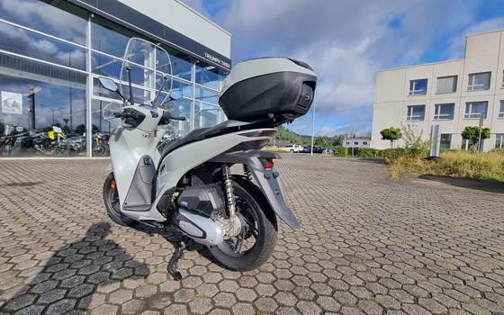 Gebrauchtmotorrad Honda SH125i - Bild 5