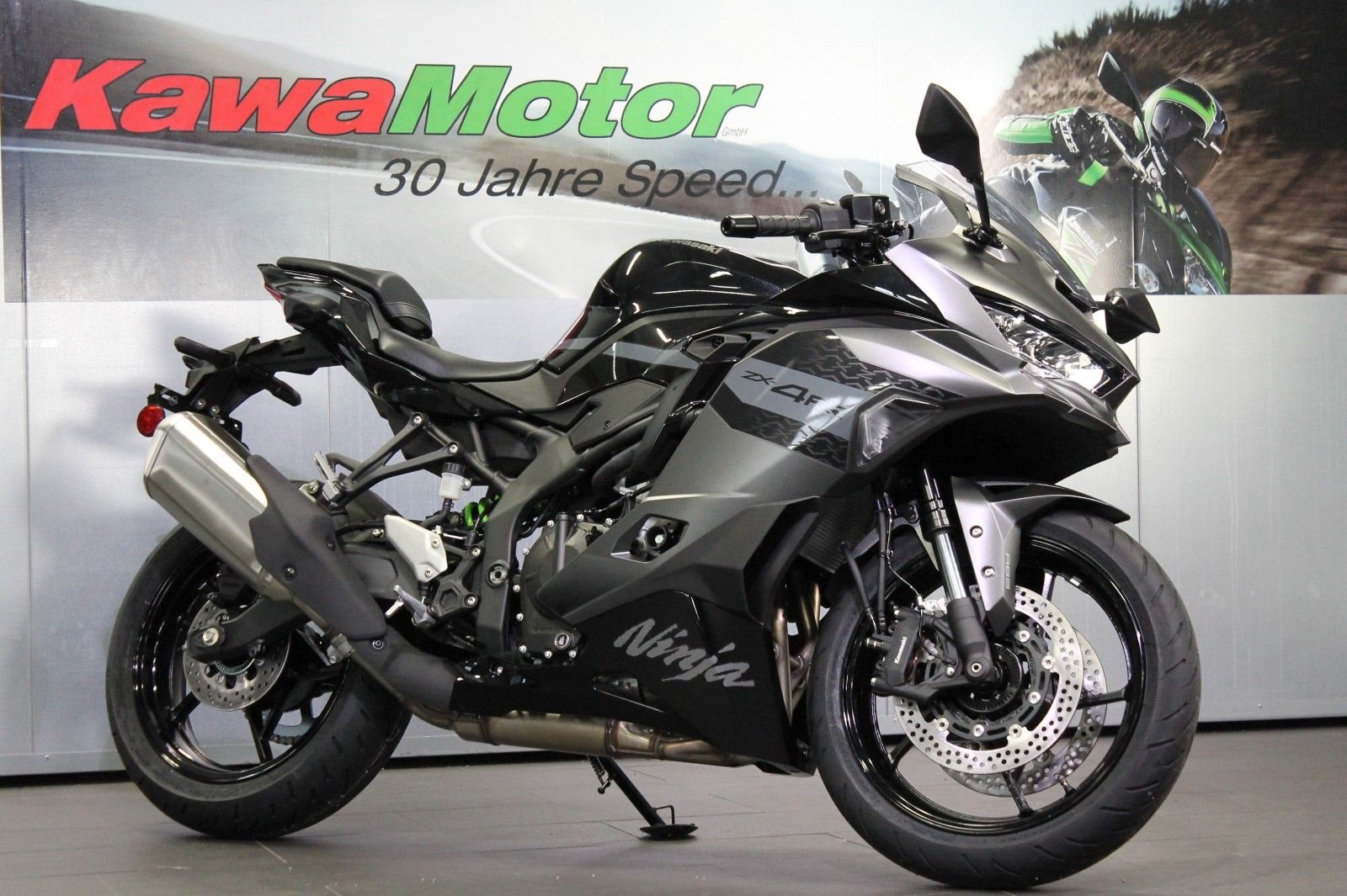 Kawasaki Ninja ZX-4RR 