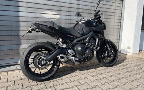 Gebrauchtmotorrad Yamaha MT-09 - Bild 3