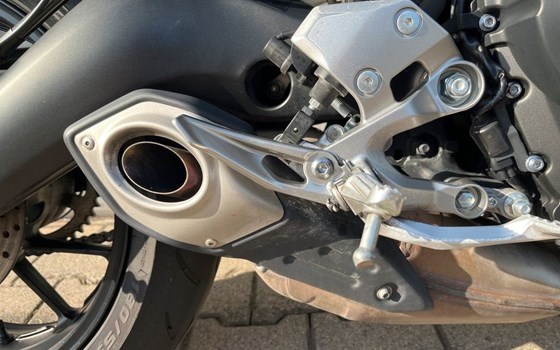 Gebrauchtmotorrad Yamaha MT-09 - Bild 4