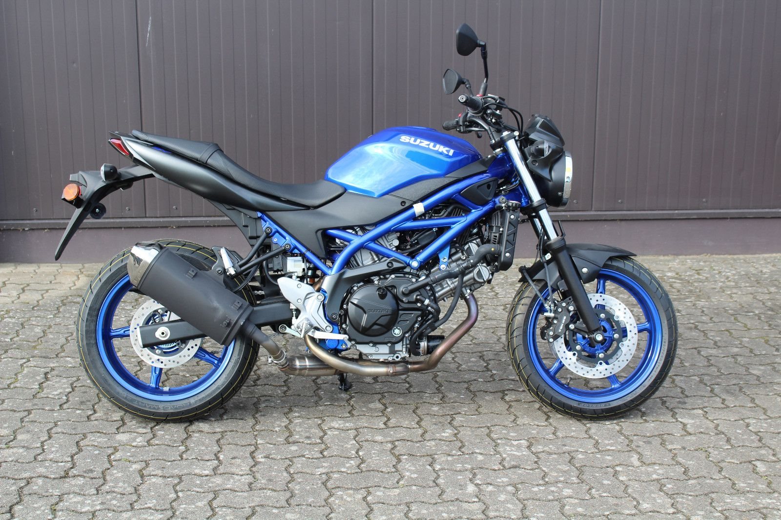Suzuki SV650 