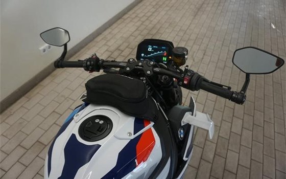 Gebrauchtmotorrad BMW M 1000 R - Bild 6