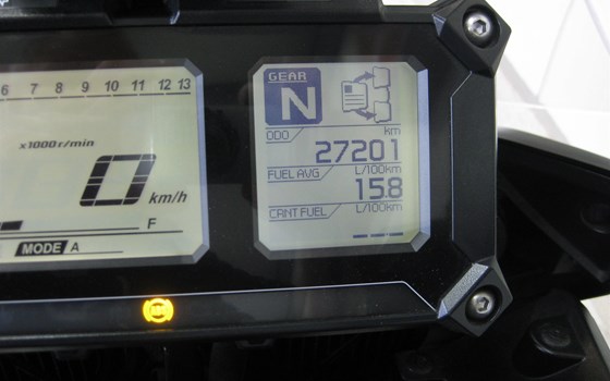 Gebrauchtmotorrad Yamaha Tracer 900 - Bild 6 Gebrauchtmotorrad Yamaha Tracer 900 - Bild 6