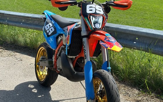 Gebrauchtmotorrad KTM 300 EXC - Bild 1 Gebrauchtmotorrad KTM 300 EXC - Bild 1