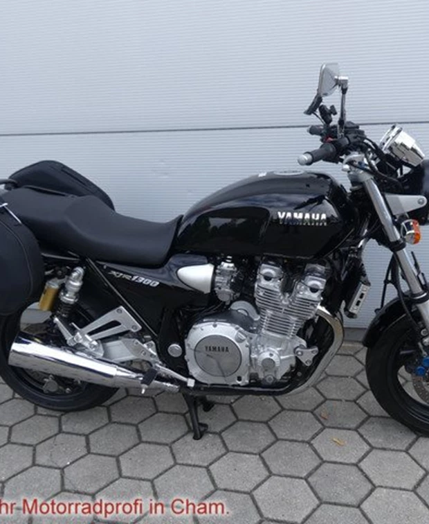 Yamaha XJR 1300