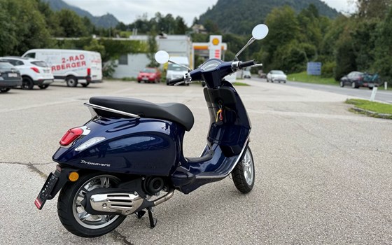 Neufahrzeug Vespa Primavera 50 4T - Bild 3 Neufahrzeug Vespa Primavera 50 4T - Bild 3