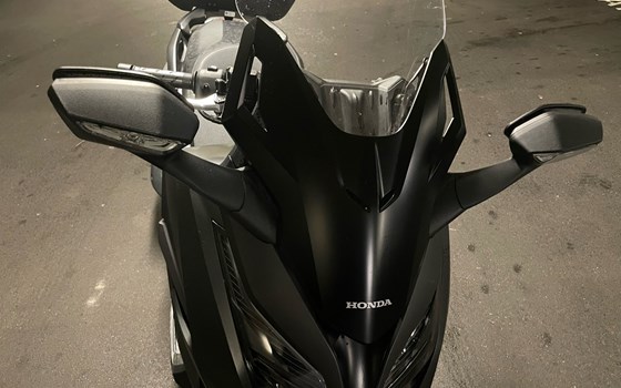 Gebrauchtmotorrad Honda Forza 125 - Bild 8 Gebrauchtmotorrad Honda Forza 125 - Bild 8