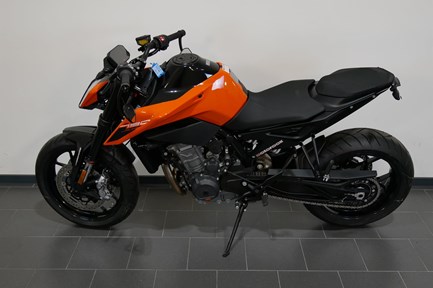 KTM 790 Duke