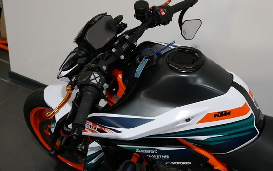Gebrauchtmotorrad KTM 890 Duke R - Bild 11