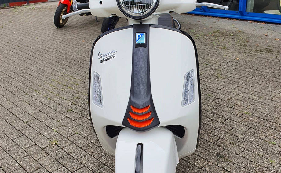 Angebot Vespa GTS 300 hpe Super Sport Bild 3: Angebot Vespa GTS 300 hpe Super Sport