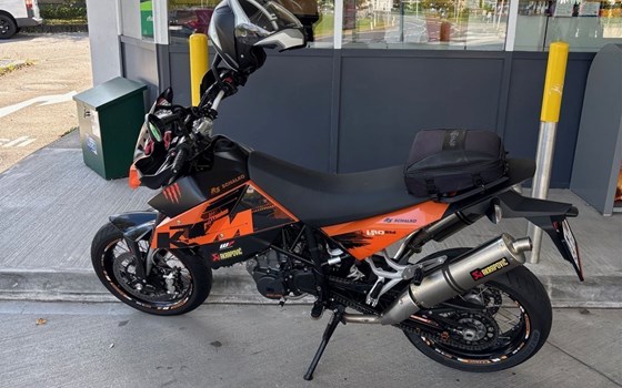 Gebrauchtmotorrad KTM 690 Supermoto - Bild 8 Gebrauchtmotorrad KTM 690 Supermoto - Bild 8