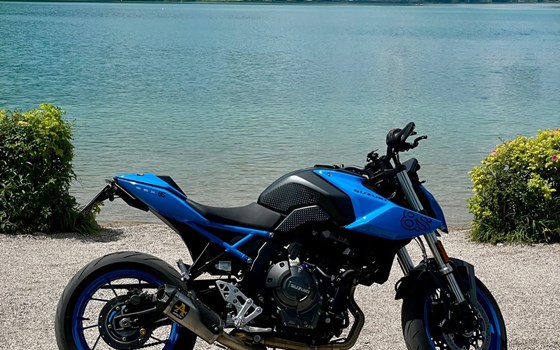 Gebrauchtmotorrad Suzuki GSX-8S - Bild 1 Gebrauchtmotorrad Suzuki GSX-8S - Bild 1