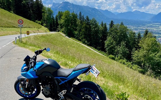 Gebrauchtmotorrad Suzuki GSX-8S - Bild 2 Gebrauchtmotorrad Suzuki GSX-8S - Bild 2