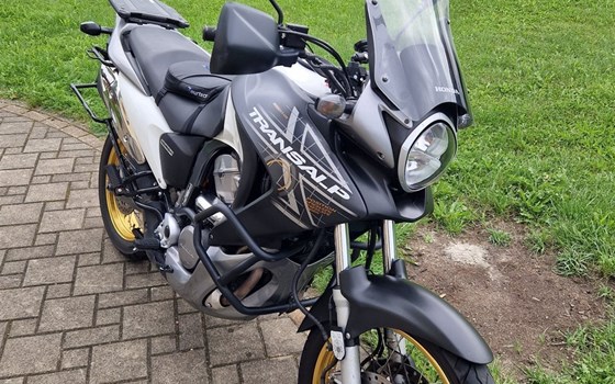 Gebrauchtmotorrad Honda XL 700V Transalp - Bild 1 Gebrauchtmotorrad Honda XL 700V Transalp - Bild 1