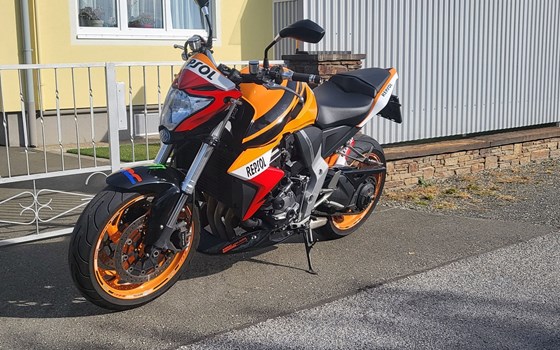 Gebrauchtmotorrad Honda CB 1000 R - Bild 1 Gebrauchtmotorrad Honda CB 1000 R - Bild 1