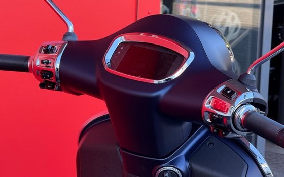 Neufahrzeug Vespa GTS 310 SuperTech - Bild 5