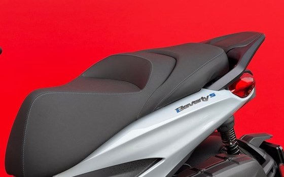 Neufahrzeug Piaggio Beverly 400 S - Bild 12