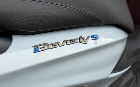 Neufahrzeug Piaggio Beverly 400 S - Bild 3