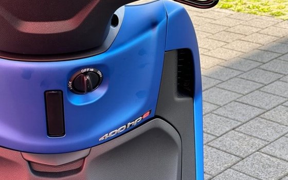 Neufahrzeug Piaggio Beverly 400 S - Bild 11