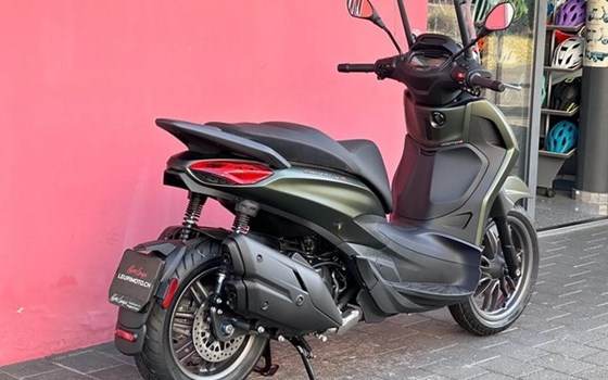 Neufahrzeug Piaggio Beverly 400 S - Bild 11