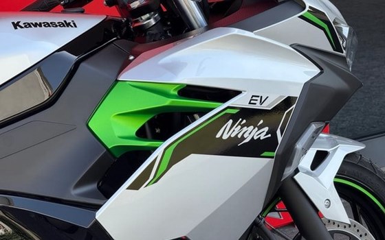 Neufahrzeug Kawasaki Ninja e-1 - Bild 9